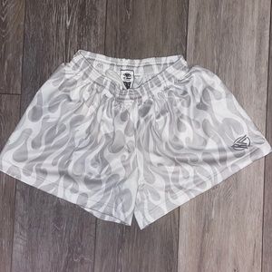 Women’s L RF Wear Shorts